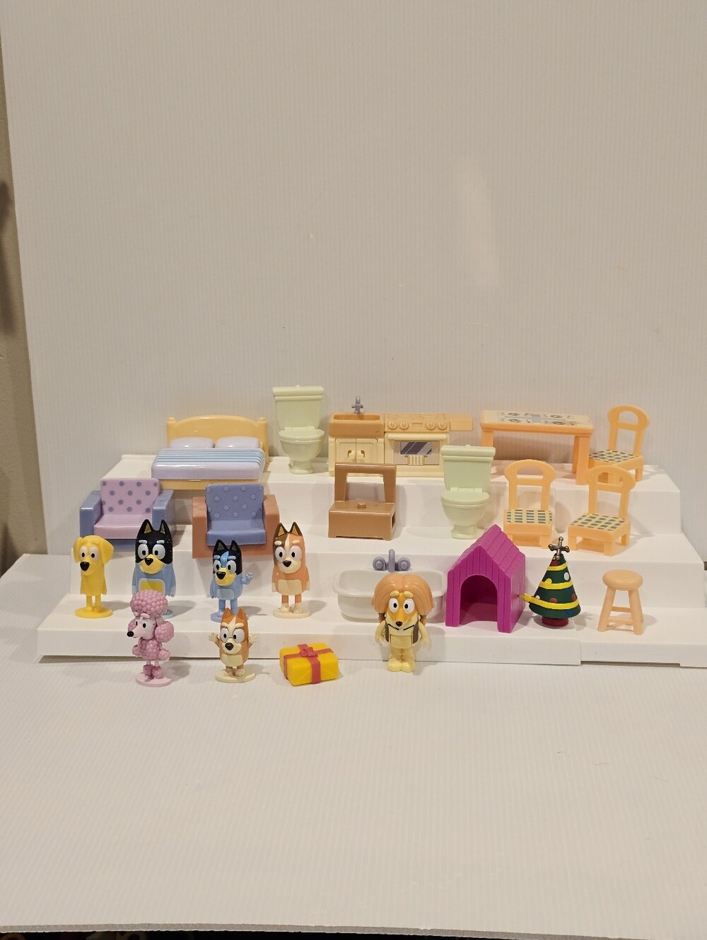 Bluey Family Figure and Furniture Set